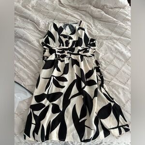 SHEIN Black and White Leaf Midi Dress
